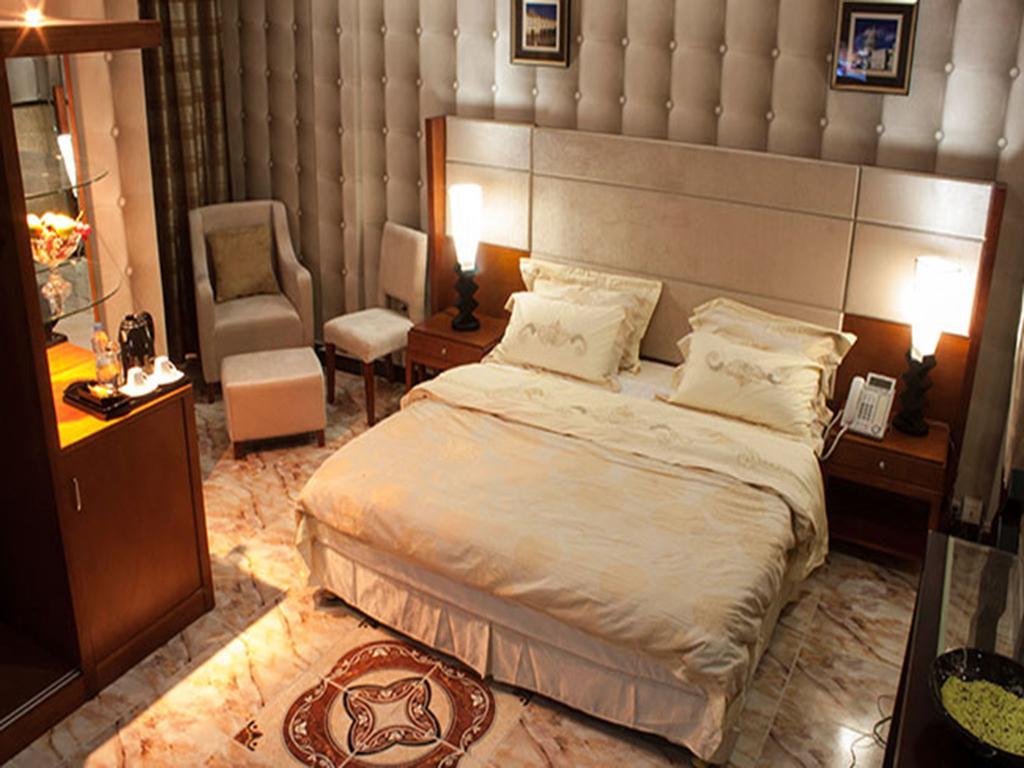 Royal Suites Hotel Nouakchott Exterior photo